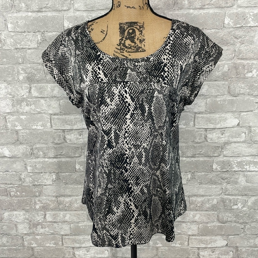 Express Snake Print Pullover Blouse